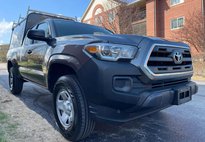 2017 Toyota Tacoma SR
