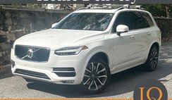 2017 Volvo XC90 T6 Momentum