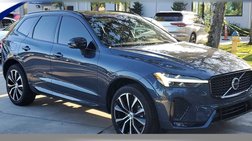 2024 Volvo XC60 B5 Plus Dark Theme