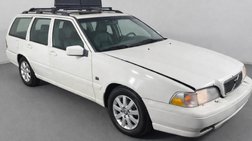 2000 Volvo V70 SE