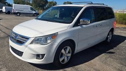 2011 Volkswagen Routan SEL Premium