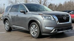 2025 Nissan Pathfinder SL