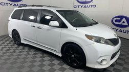 2013 Toyota Sienna SE 8-Passenger