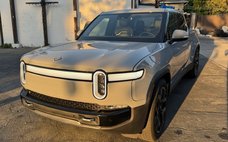 2024 Rivian R1T Adventure