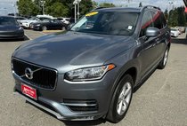 2016 Volvo XC90 T5 Momentum