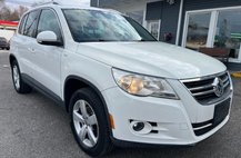 2010 Volkswagen Tiguan S 4Motion