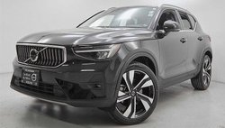 2024 Volvo XC40 B5 Plus Bright Theme