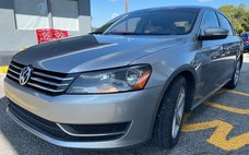 2012 Volkswagen Passat SE PZEV