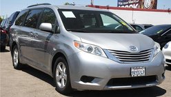 2015 Toyota Sienna LE