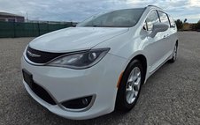 2017 Chrysler Pacifica Touring L FWD