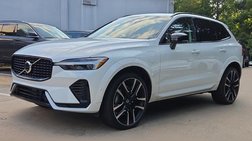 2024 Volvo XC60 Recharge T8 Ultimate Dark Theme