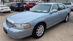 2011 Lincoln Town Car Signature Limited