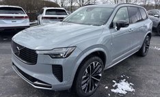 2026 Volvo XC90 B6 Ultra Dark 7P