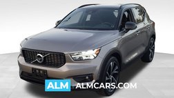 2022 Volvo XC40 T5 R-Design