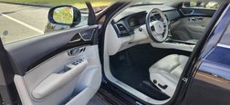 2019 Volvo XC90 T6 Momentum