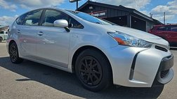 2016 Toyota Prius v Five