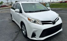 2020 Toyota Sienna LE