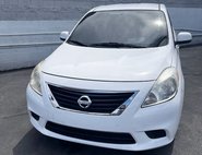 2012 Nissan Versa 1.6 SV