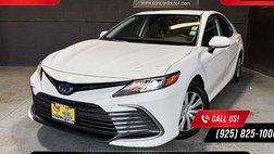 2022 Toyota Camry Hybrid LE