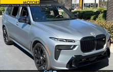 2023 BMW X7 M60i