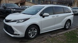 2022 Toyota Sienna XLE