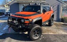 2014 Toyota FJ Cruiser Base