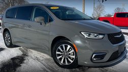 2022 Chrysler Pacifica Hybrid Touring L