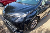 2021 Toyota Sienna LE 8-Passenger