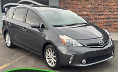 2014 Toyota Prius v Two