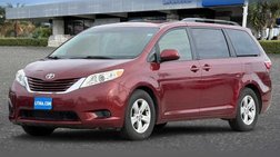 2017 Toyota Sienna LE Mobility 7-Passenger