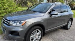 2014 Volkswagen Touareg VR6 Sport