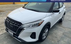 2022 Nissan Kicks S