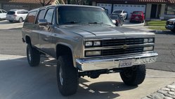 1990 Chevrolet Suburban V2500