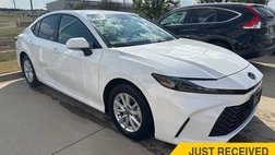 2025 Toyota Camry Hybrid LE
