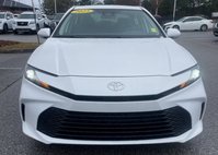 2025 Toyota Camry Hybrid LE