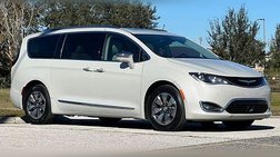 2017 Chrysler Pacifica Hybrid Platinum