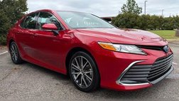2024 Toyota Camry Hybrid XLE