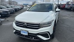 2022 Volkswagen Tiguan SE 4Motion