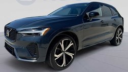 2023 Volvo XC60 B5 Ultimate Dark Theme