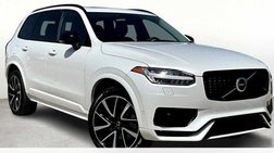2023 Volvo XC90 Recharge T8 Plus Dark Theme