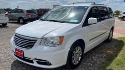 2016 Chrysler Town and Country Touring