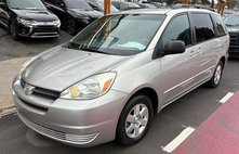 2004 Toyota Sienna CE