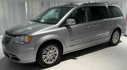 2016 Chrysler Town and Country Limited
