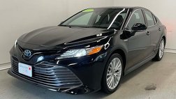 2020 Toyota Camry Hybrid XLE