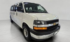 2025 Chevrolet Express LT 3500