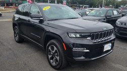 2023 Jeep Grand Cherokee Base