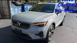 2024 Volvo XC40 B5 Plus Bright Theme