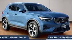 2023 Volvo XC40 B5 Plus Bright Theme