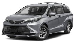 2026 Toyota Sienna LE 8-Passenger