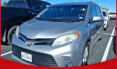 2018 Toyota Sienna LE